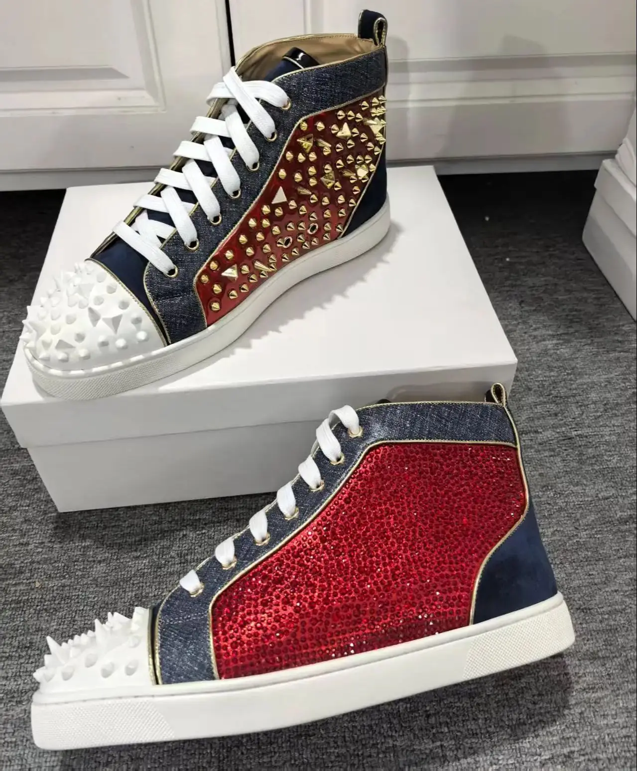 Красные стразы, золотые металл – обзор и цена Men Shoes Red Bottom