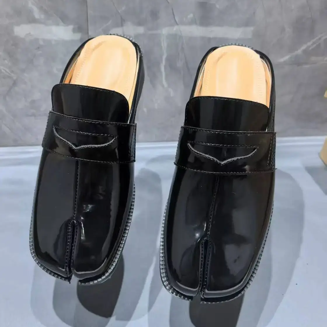 Мужские тапочки таби с раздель – обзор и цена Shoes Heels Men