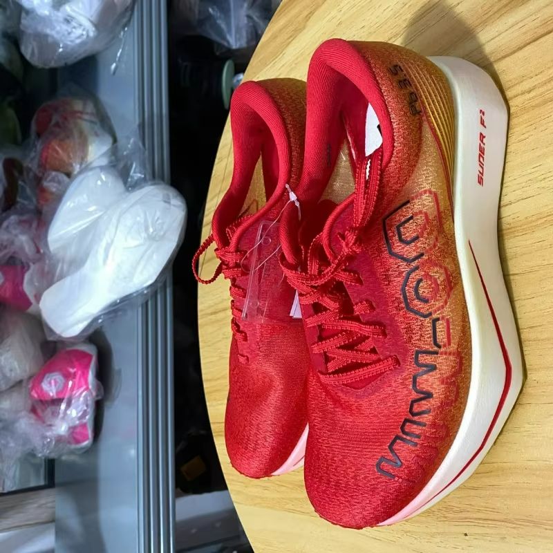Роскошные брендовые кроссовки  – обзор и цена Men Shoes Red Bottom